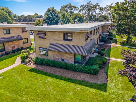 Tiny photo for 980 N Wheeling Road, Mount Prospect, IL 60056 (MLS # 12738195)
