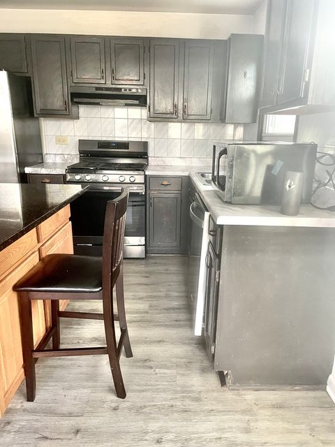 Tiny photo for 1122 Bradbury Circle, Carol Stream, IL 60188 (MLS # 12544928)