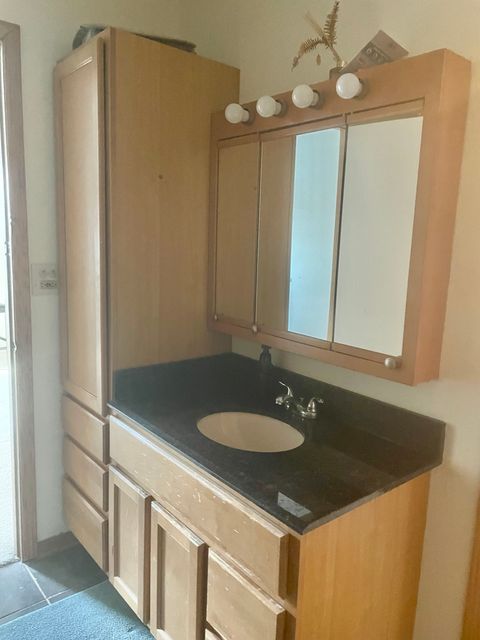 Tiny photo for 1122 Bradbury Circle, Carol Stream, IL 60188 (MLS # 12544928)