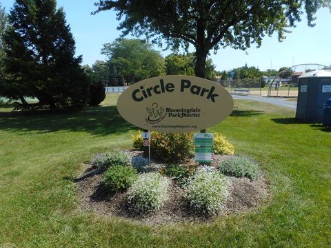 Tiny photo for 184 S Circle Avenue, Bloomingdale, IL 60108 (MLS # 12579111)