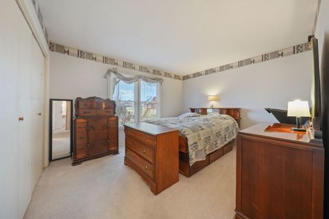 Tiny photo for 184 S Circle Avenue, Bloomingdale, IL 60108 (MLS # 12579111)