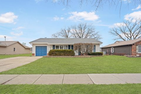 Photo of 184 S Circle Avenue, Bloomingdale, IL 60108 (MLS # 12579111)