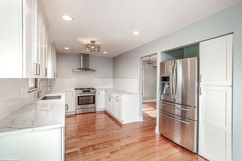 Tiny photo for 7218 Sandy Lane, Tinley Park, IL 60477 (MLS # 12441515)