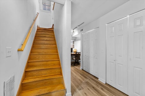 Tiny photo for 867 W Cornelia Avenue #1, Chicago, IL 60657 (MLS # 12686217)