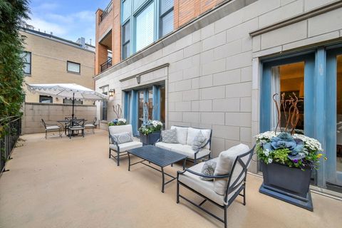 Tiny photo for 462 Pennsylvania Avenue #1S, Glen Ellyn, IL 60137 (MLS # 12498425)