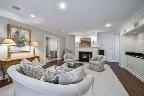 Tiny photo for 462 Pennsylvania Avenue #1S, Glen Ellyn, IL 60137 (MLS # 12498425)