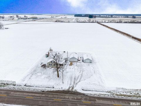 Tiny photo for 7302 HOFFMAN Road, Centralia, IL 62801 (MLS # EB460673)