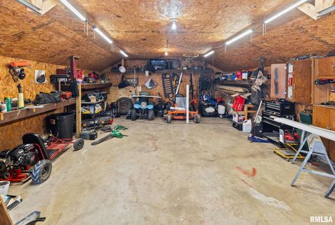 Tiny photo for 7302 HOFFMAN Road, Centralia, IL 62801 (MLS # EB460673)