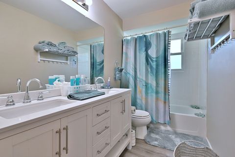 Tiny photo for 16138 Lockwood Avenue, Oak Forest, IL 60452 (MLS # 12476256)