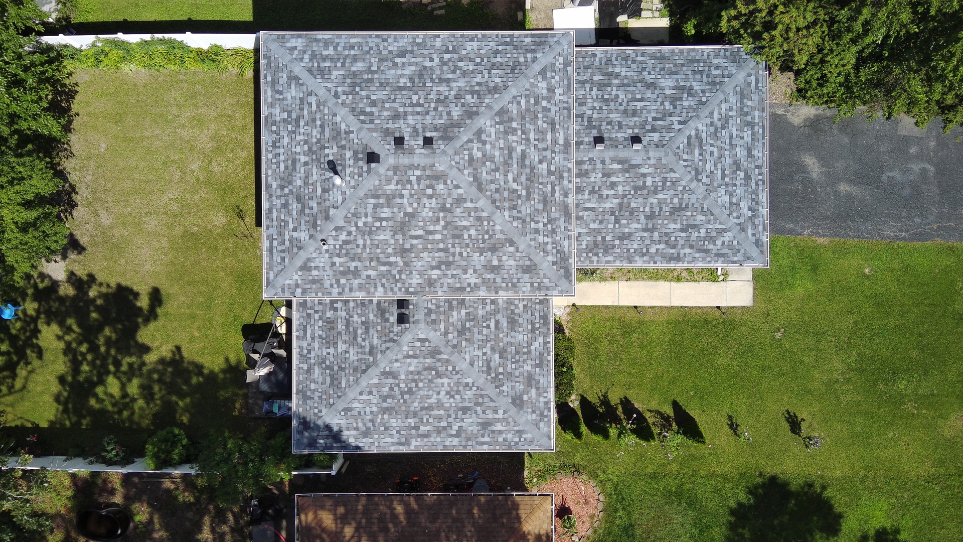 16138 Lockwood Avenue