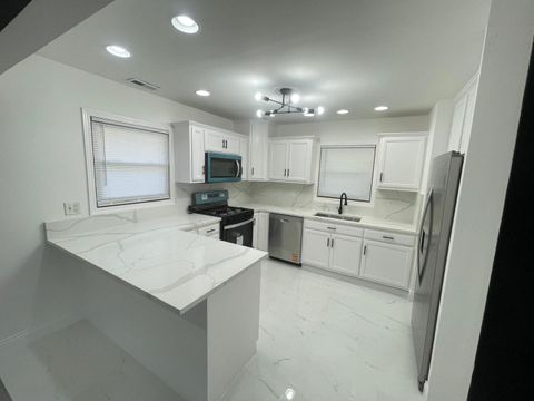 Tiny photo for 317 Sangamon Street, Park Forest, IL 60466 (MLS # 12468608)