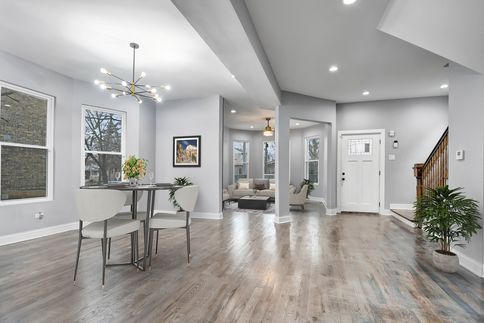 1520 W 103rd Street