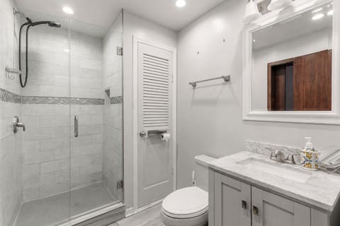 Tiny photo for 1819 W Cornelia Avenue, Chicago, IL 60657 (MLS # 12720290)