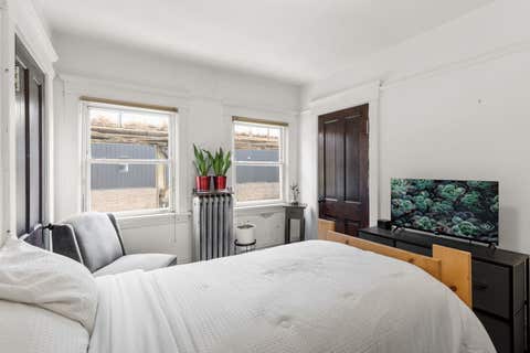 Tiny photo for 1819 W Cornelia Avenue, Chicago, IL 60657 (MLS # 12720290)