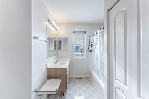 Tiny photo for 271 Stonegate Road, Bolingbrook, IL 60440 (MLS # 12534755)