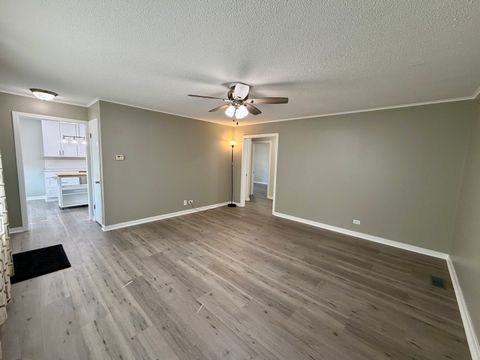 Tiny photo for 9125 S 51st Avenue, Oak Lawn, IL 60453 (MLS # 12632619)