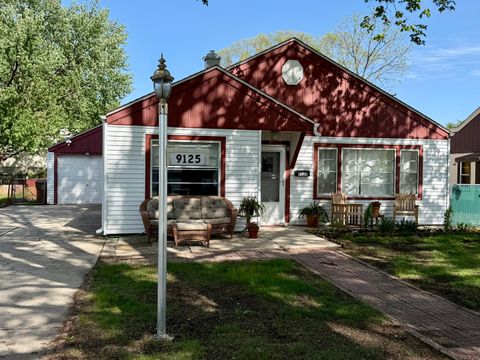 Photo of 9125 S 51st Avenue, Oak Lawn, IL 60453 (MLS # 12632619)