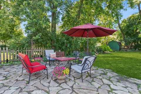 Tiny photo for 4532 Sherwood Avenue, Downers Grove, IL 60515 (MLS # 12678695)