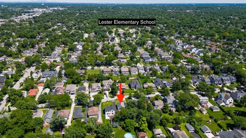 Tiny photo for 4532 Sherwood Avenue, Downers Grove, IL 60515 (MLS # 12678695)