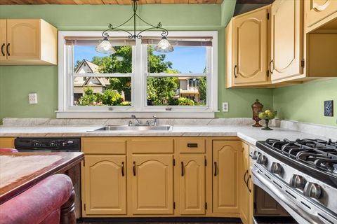 Tiny photo for 4532 Sherwood Avenue, Downers Grove, IL 60515 (MLS # 12678695)