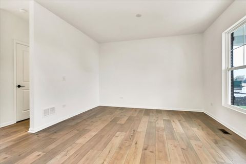 Tiny photo for 17350 S Victoria Lane, Lockport, IL 60441 (MLS # 12595881)