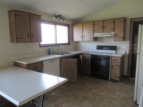 Tiny photo for 106 W Lincoln Avenue, Ogden, IL 61859 (MLS # 12624228)