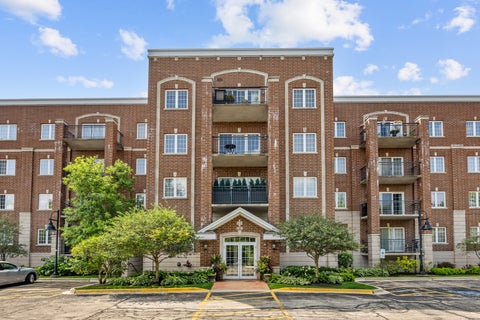 Photo of 1479 N MILWAUKEE Avenue #307, Libertyville, IL 60048 (MLS # 12729557)
