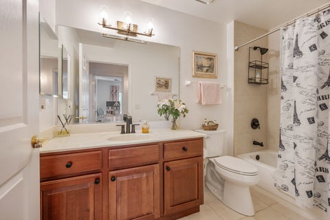 Tiny photo for 1479 N MILWAUKEE Avenue #307, Libertyville, IL 60048 (MLS # 12729557)
