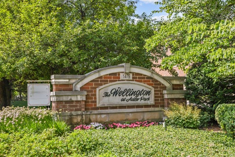 Tiny photo for 1479 N MILWAUKEE Avenue #307, Libertyville, IL 60048 (MLS # 12729557)