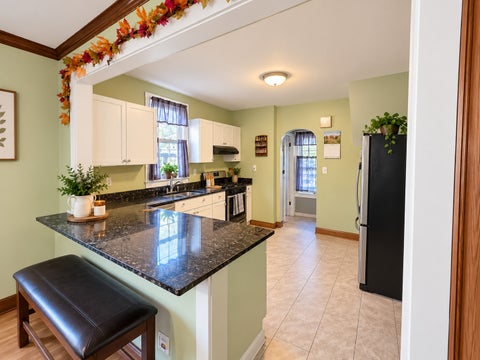 Tiny photo for 531 Forest Avenue, Aurora, IL 60505 (MLS # 12753605)