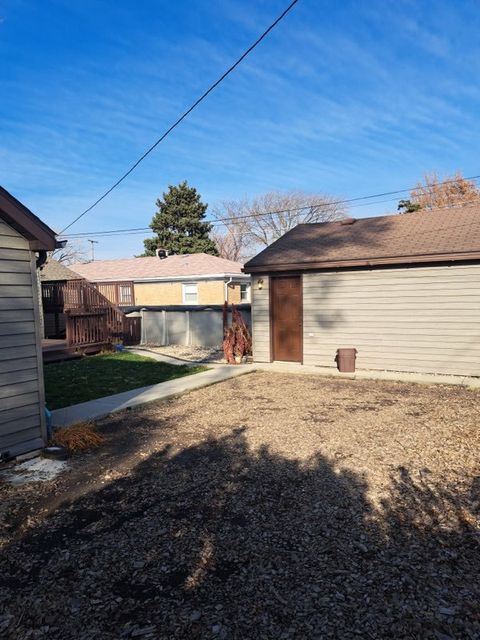 Tiny photo for 7807 Parkside Avenue, Burbank, IL 60459 (MLS # 12518109)