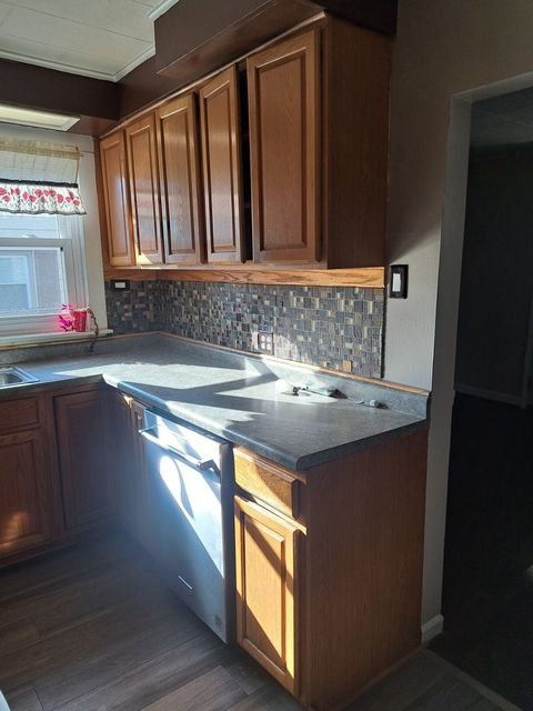 Tiny photo for 7807 Parkside Avenue, Burbank, IL 60459 (MLS # 12518109)