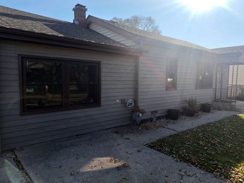 Tiny photo for 7807 Parkside Avenue, Burbank, IL 60459 (MLS # 12518109)