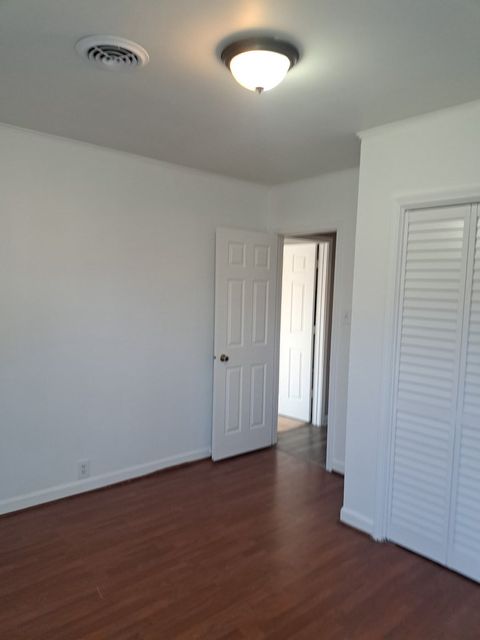 Tiny photo for 7807 Parkside Avenue, Burbank, IL 60459 (MLS # 12518109)