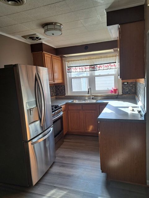 Tiny photo for 7807 Parkside Avenue, Burbank, IL 60459 (MLS # 12518109)