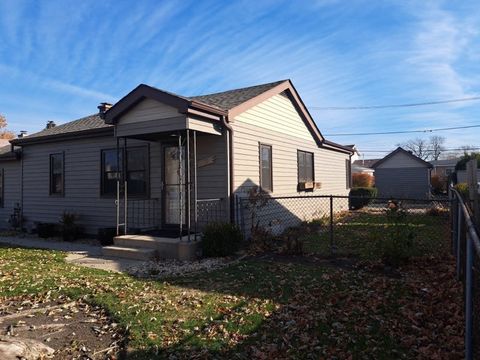 Tiny photo for 7807 Parkside Avenue, Burbank, IL 60459 (MLS # 12518109)