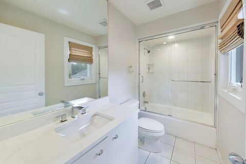 Tiny photo for 1639 Thornwood Lane, Highland Park, IL 60035 (MLS # 12620078)