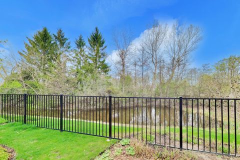 Tiny photo for 1639 Thornwood Lane, Highland Park, IL 60035 (MLS # 12620078)