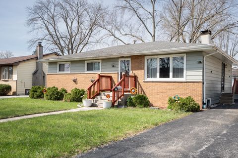 Photo of Richton Park, IL 60471 (MLS # 12637417)