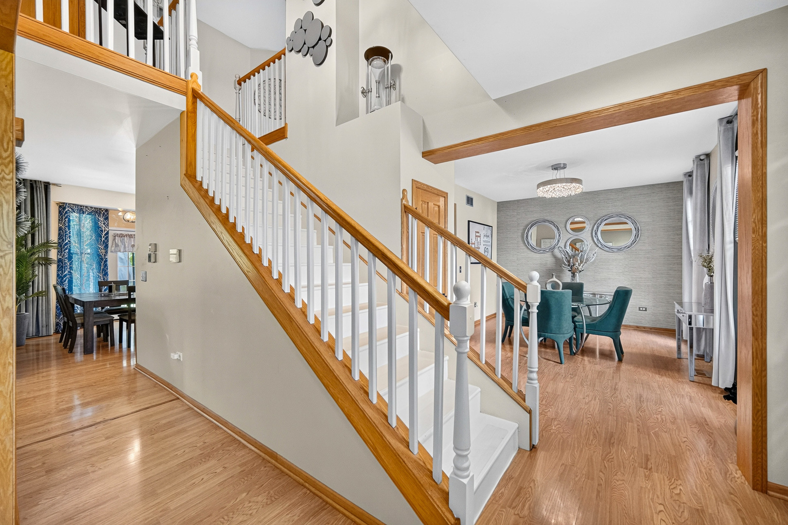 13935 Elizabeth Lane