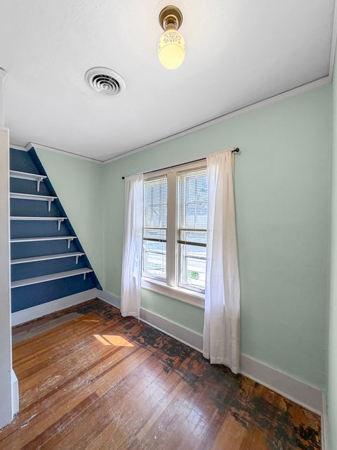 Tiny photo for 422 S Park Boulevard, Freeport, IL 61032 (MLS # 12734214)