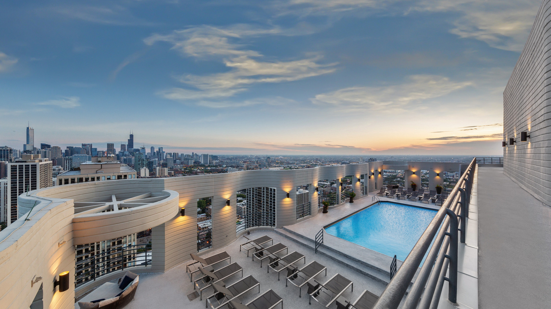 Chicago, Illinois 60614, United States, 3 Bedrooms Bedrooms, ,3 BathroomsBathrooms,Residential,Active,230306