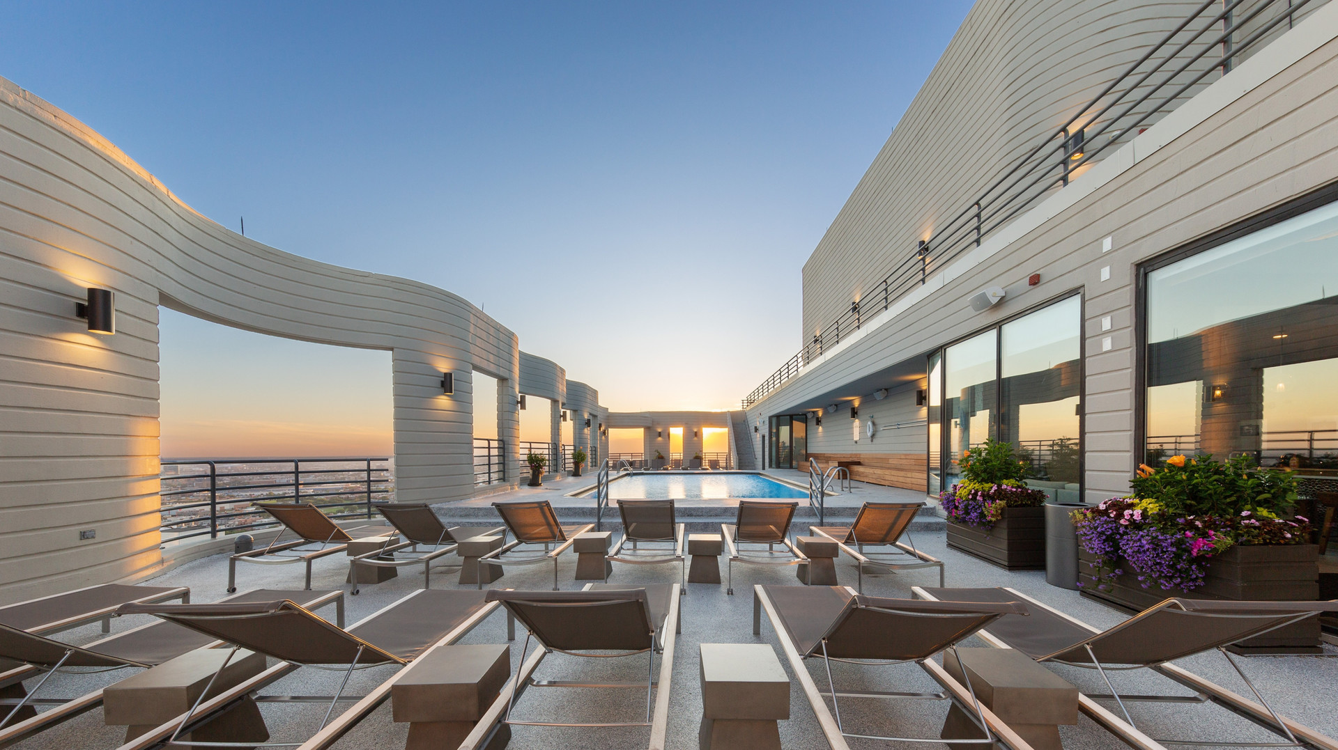 Chicago, Illinois 60614, United States, 3 Bedrooms Bedrooms, ,3 BathroomsBathrooms,Residential,Active,230306