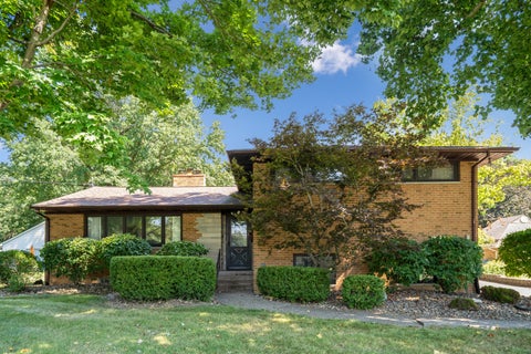 Photo of 3310 Archer Drive, East Moline, IL 61244 (MLS # 12750437)