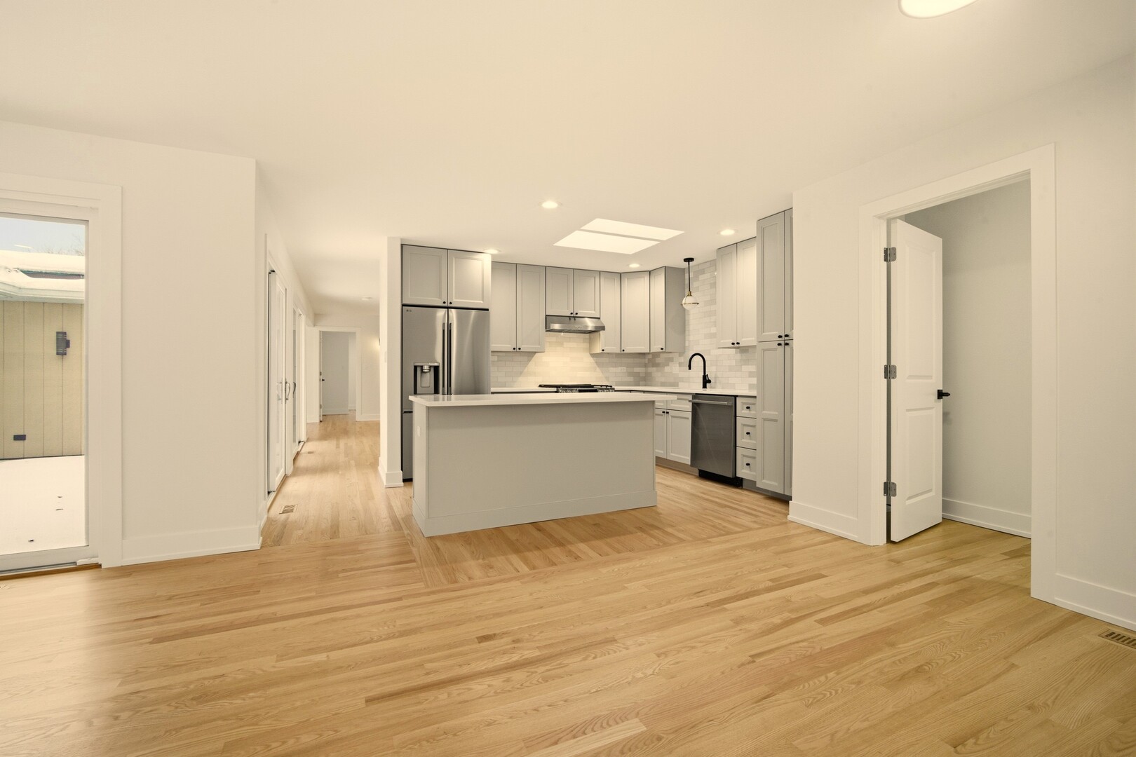 2372 Salceda Drive 2372