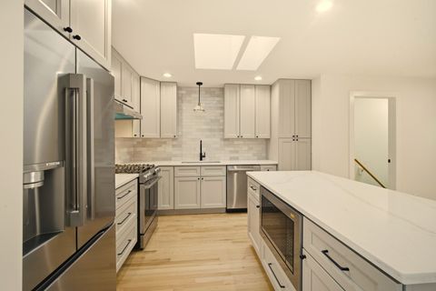 Tiny photo for 2372 Salceda Drive #2372, Northbrook, IL 60062 (MLS # 12530329)