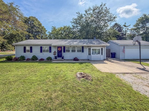Tiny photo for 810 N 4th Street, St. Joseph, IL 61873 (MLS # 12733348)