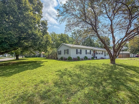 Tiny photo for 810 N 4th Street, St. Joseph, IL 61873 (MLS # 12733348)