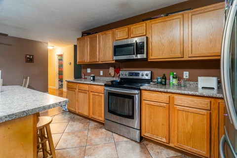 Tiny photo for 11203 MURRAH Road, Marion, IL 62959 (MLS # 100539086)