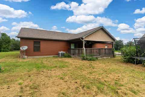 Tiny photo for 11203 MURRAH Road, Marion, IL 62959 (MLS # 100539086)